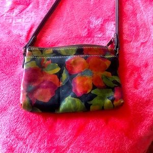 Small Patricia Nash crossbody bag excellent used condition.